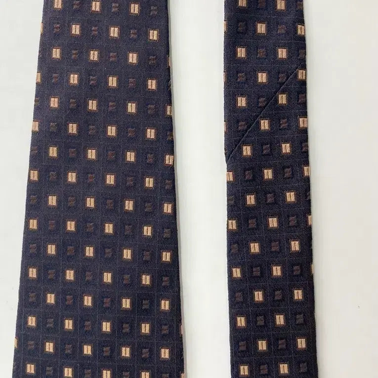 [BUNJANG] Theban Necktie / 더반 넥타이