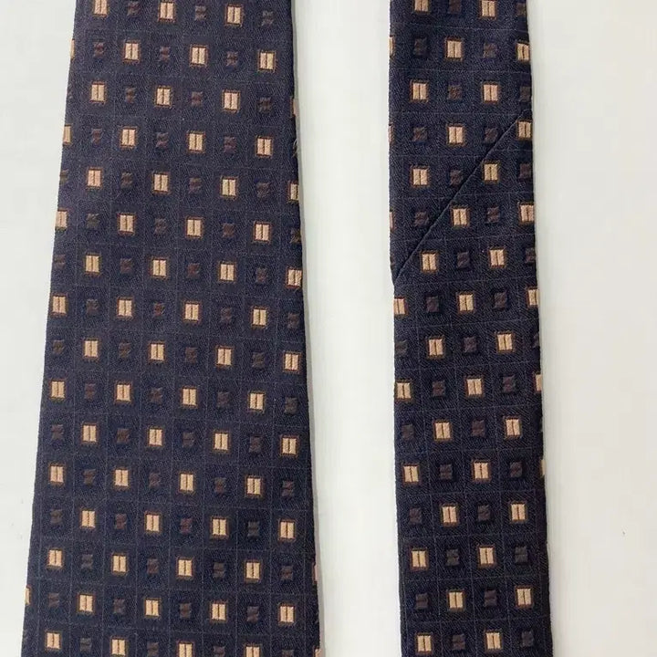 [BUNJANG] Theban Necktie / 더반 넥타이
