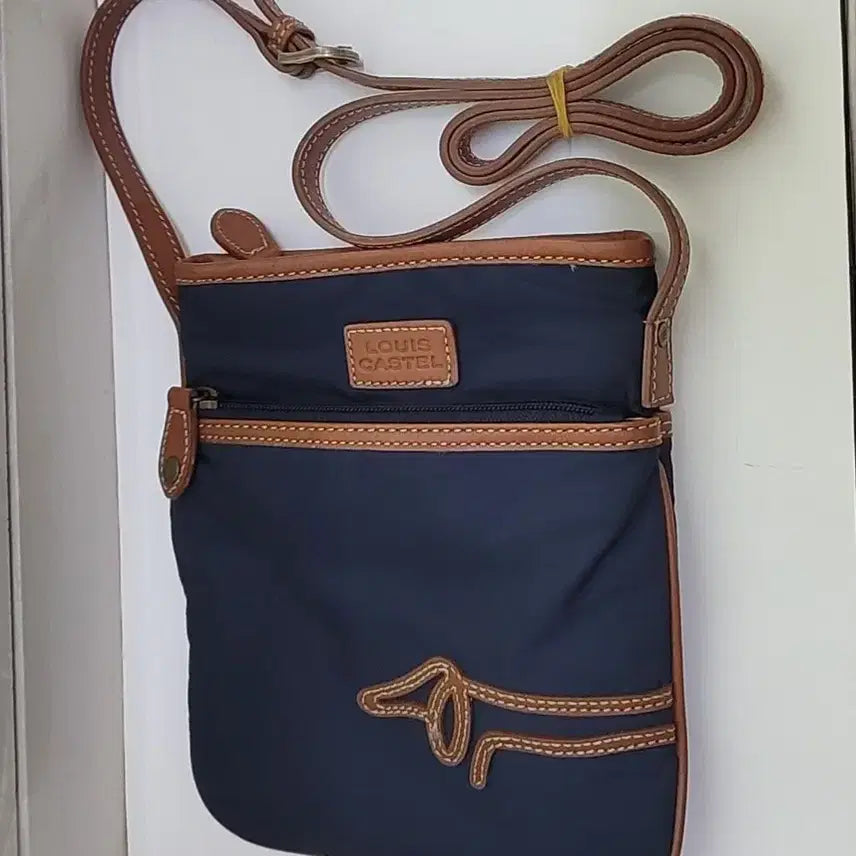 [BUNJANG] Luicastel Navy Crossbody Bag / 루이카스텔 네이비 크로스백
