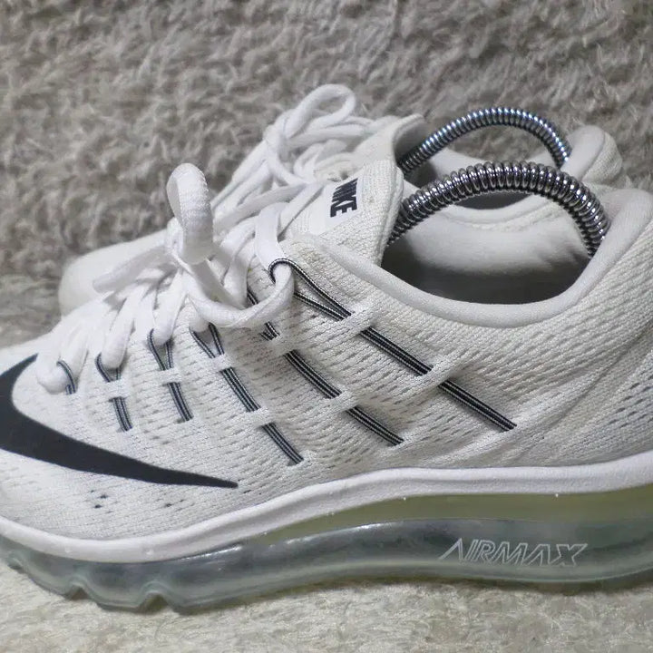 [BUNJANG] Nike Air Max 2016 White Sneakers / 후루룩구제2 240 나이키 에어맥스 2016 화이트 운동화 260511