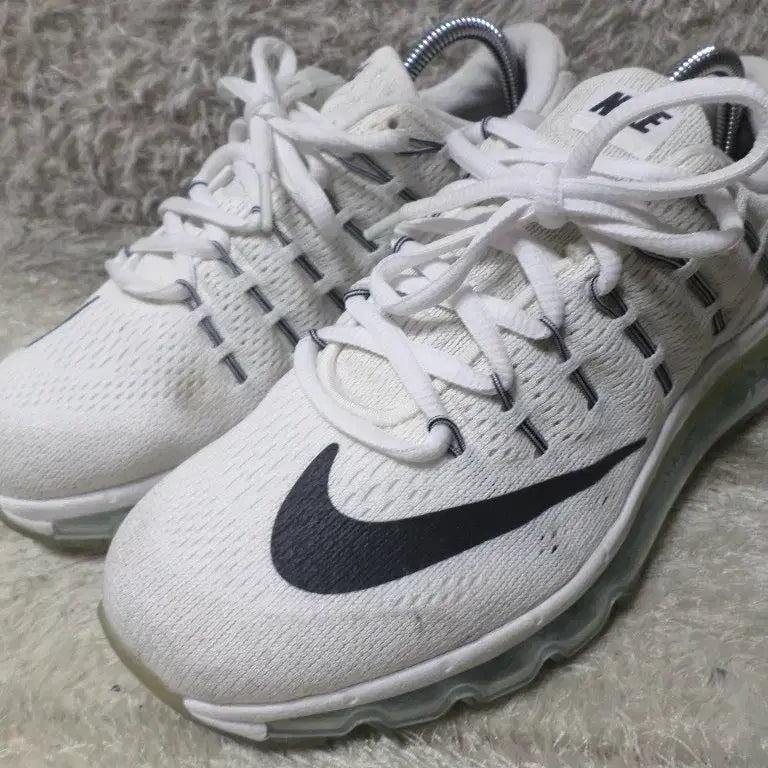 [BUNJANG] Nike Air Max 2016 White Sneakers / 후루룩구제2 240 나이키 에어맥스 2016 화이트 운동화 260511