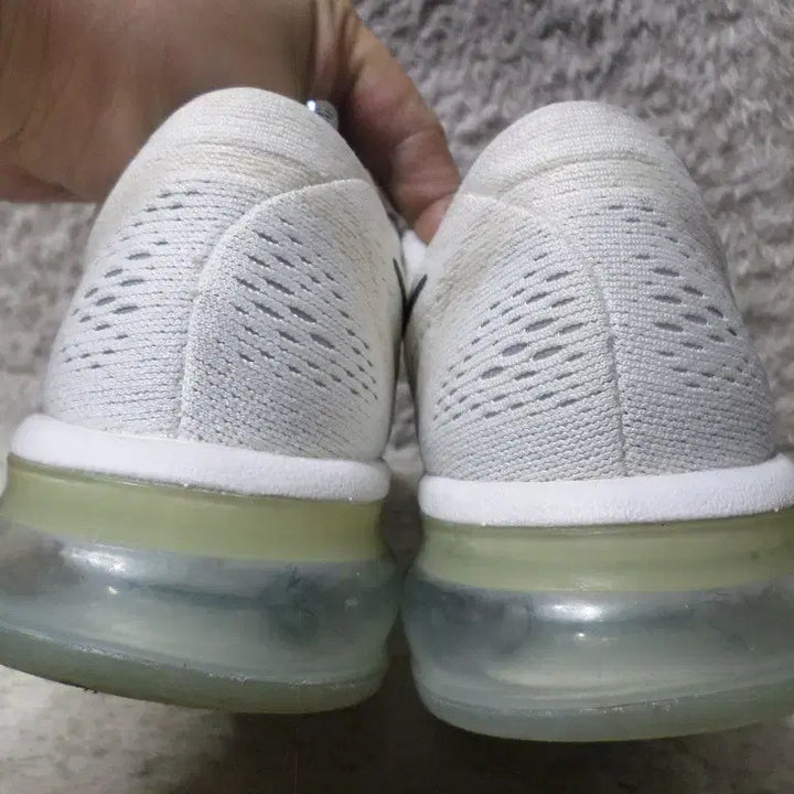 [BUNJANG] Nike Air Max 2016 White Sneakers / 후루룩구제2 240 나이키 에어맥스 2016 화이트 운동화 260511