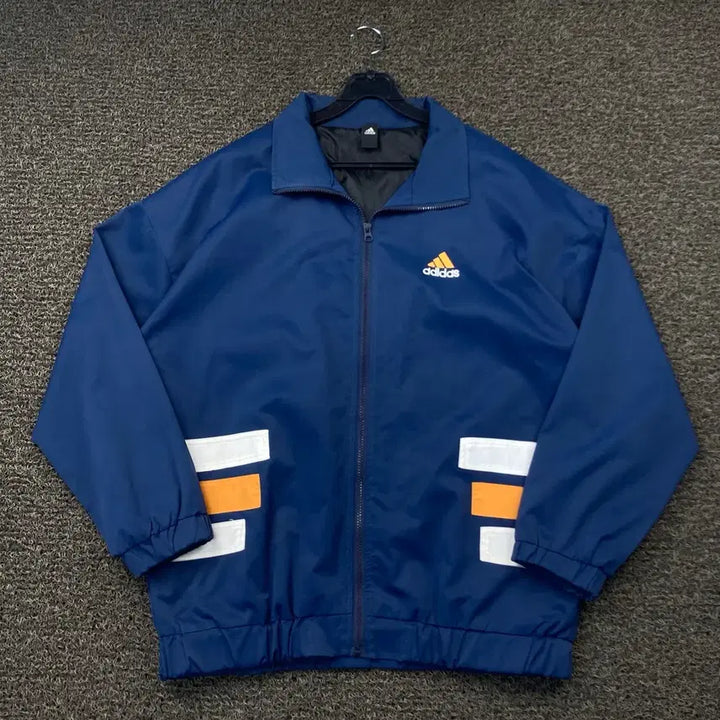 [BUNJANG] Adidas Old School Big Logo Navy Windbreaker / 아디다스 올드스쿨 빅로고 네이비 바람막이