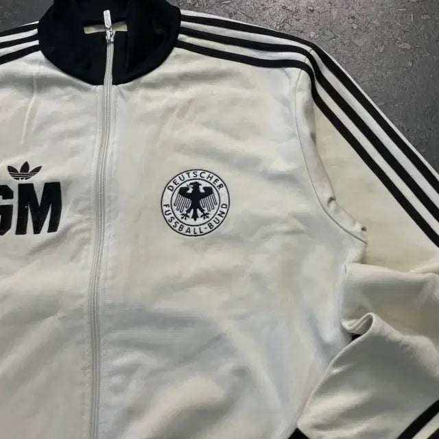 [BUNJANG] Adidas Gerd Müller Old School Jersey / 100 아디다스 올드스쿨 게르트 뮐러 져지