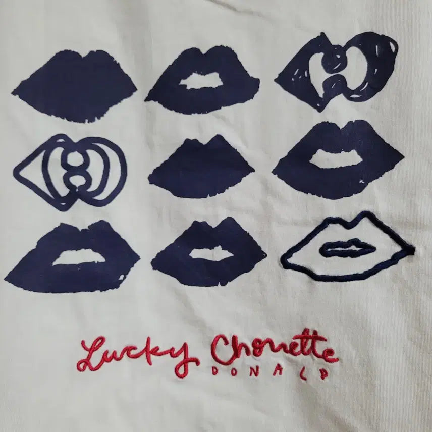 [BUNJANG] Lucky Chouette Embroidered Printing T-Shirt / 럭키슈에뜨 자수 프린팅 티셔츠