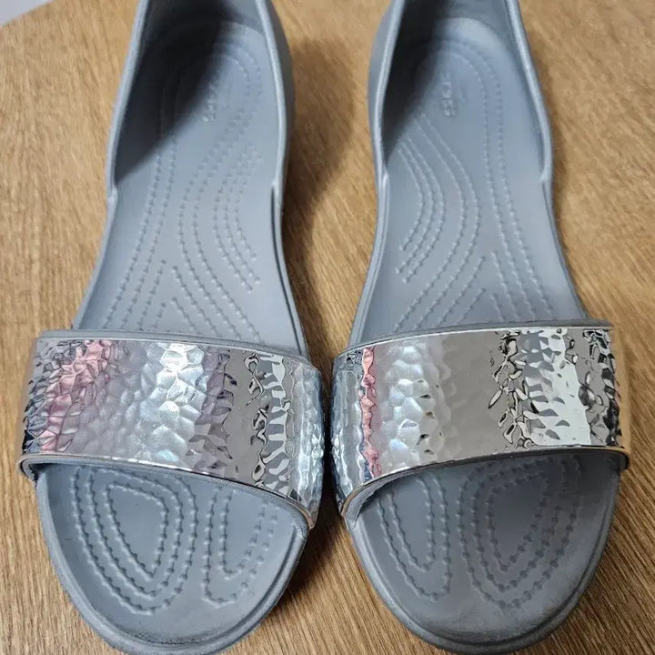 [BUNJANG] Crocs Lina Sandal Size 235 / 크록스 리나 샌들 235