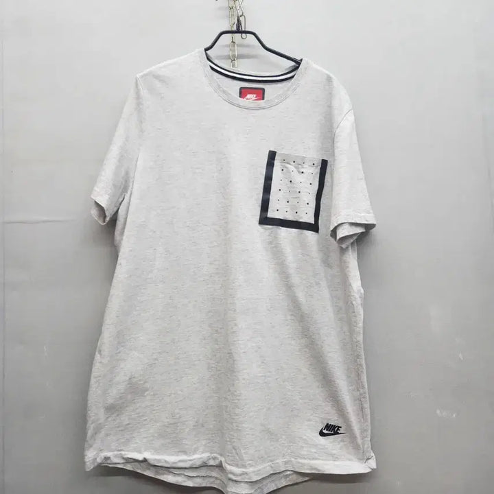 [BUNJANG] Nike Dot Taping One-Pocket Short Sleeve T-Shirt XL / 나이키 도트 테이핑 원포켓 반팔티 XL(L)