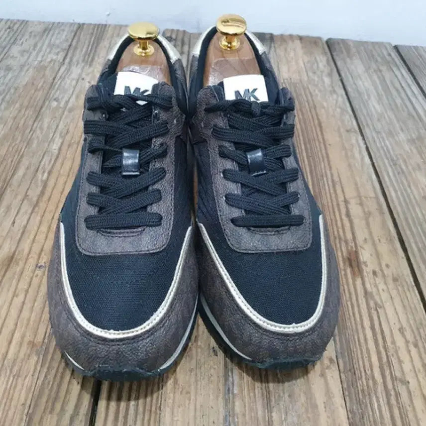 [BUNJANG] Michael Kors Sneakers (235mm) / 마이클코어스 운동화 (235MM)