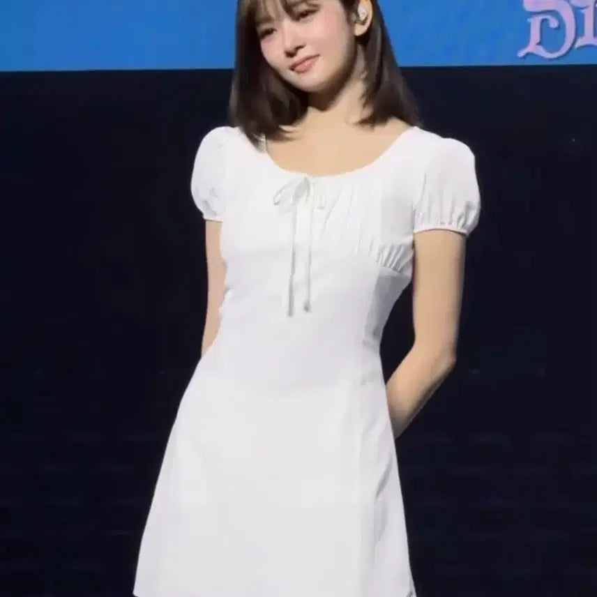 [BUNJANG] Moiry Shirring Mini Dress White / 모일리 shirring mini dress 화이트 아이브 레이 착용