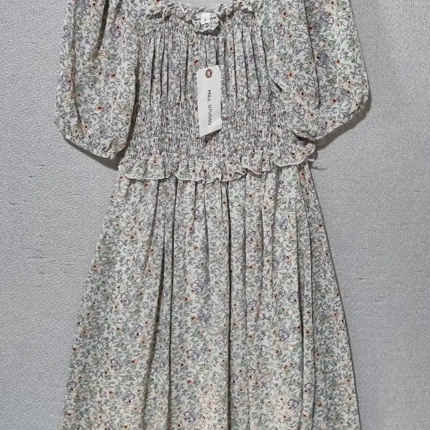 [BUNJANG] Mills Studio Flower Pattern Smocking Banding Chiffon Short Sleeve Dress (XS) / 새상품) XS (44) 밀스튜디오 플라워패턴 스모킹밴딩 쉬폰 반팔 원피스