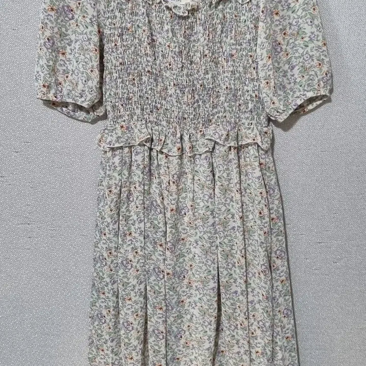 [BUNJANG] Mills Studio Flower Pattern Smocking Banding Chiffon Short Sleeve Dress (XS) / 새상품) XS (44) 밀스튜디오 플라워패턴 스모킹밴딩 쉬폰 반팔 원피스