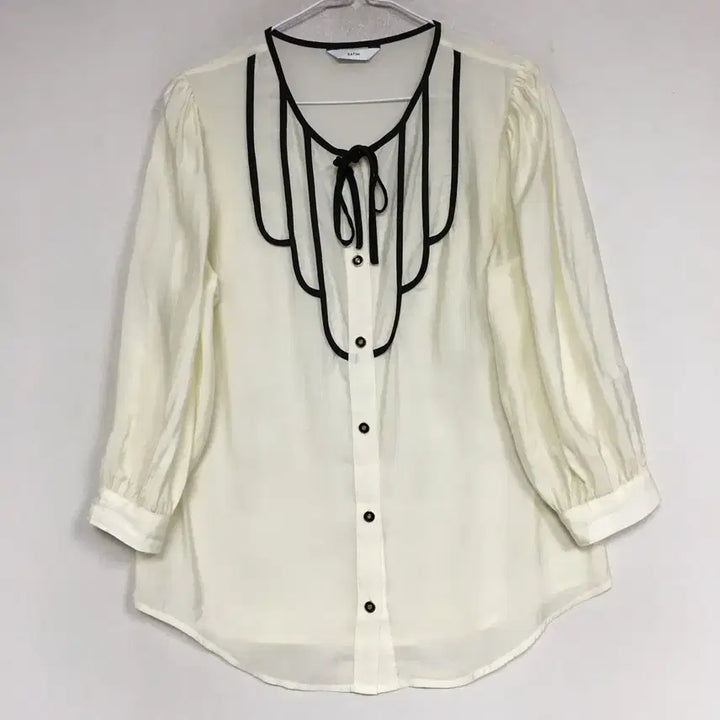 [BUNJANG] Satin Tencel Ribbon Blouse / SATIN 샤틴 텐셀 리본 블라우스 66