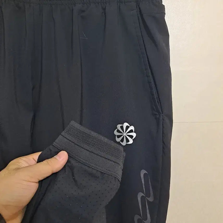 [BUNJANG] Nike Black Lightweight Training Pants Size 35 / 나이키 블랙경량 트레이닝 바지 35사이즈