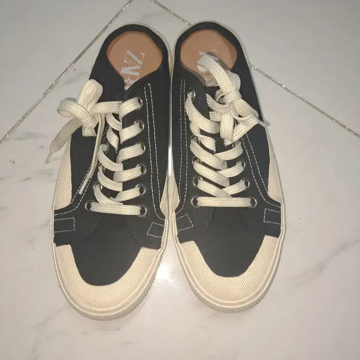 [BUNJANG] Zara Canvas Sneakers Mules Black / 자라 운동화 블로퍼 뮬