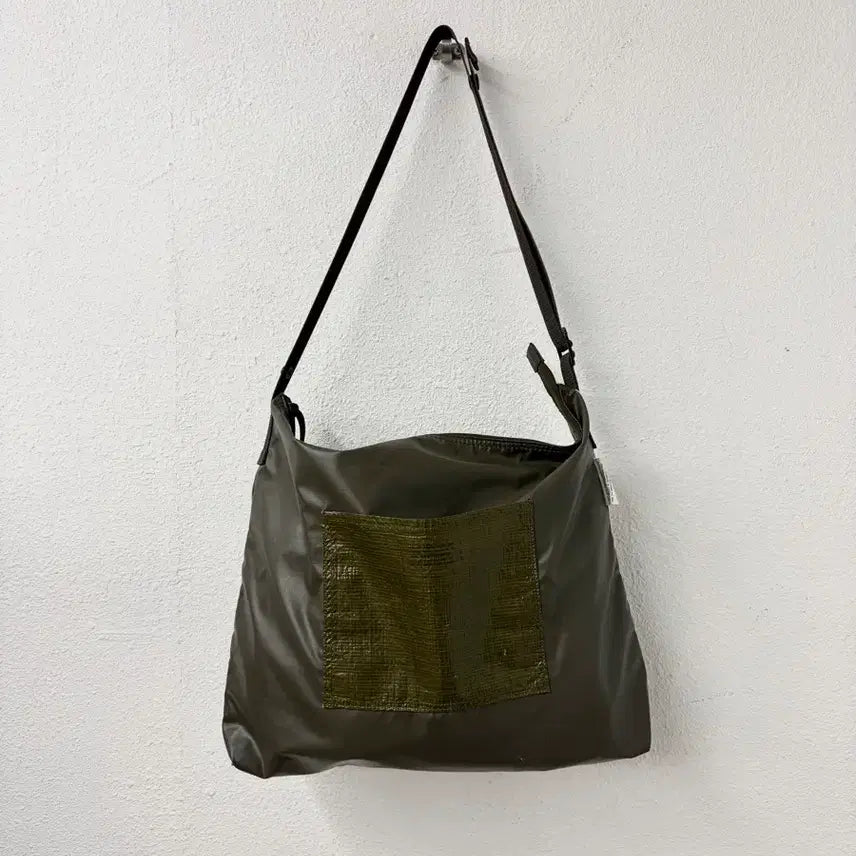 [BUNJANG] VAINL ARCHIVE x PORTER PVC Shoulder Bag / VAINL ARCHIVE X PORTER Pvc Shoulder Bag