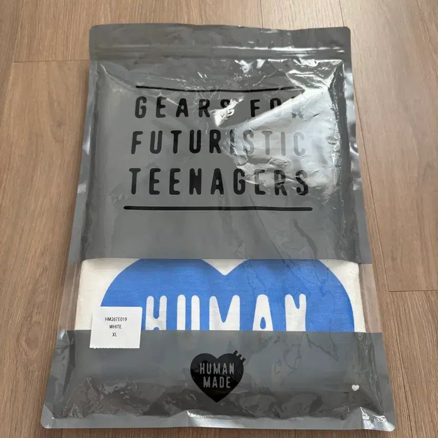 [BUNJANG] Human Made Heart T-Shirt White Blue / 휴먼 메이드 하트 티셔츠 화이트 블루 - 오프라인 스토어 한정