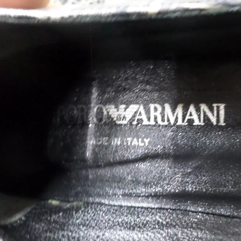 [BUNJANG] Emporio Armani Croc-Embossed Leather Loafers / 후루룩구제2 240 엠포리오아르마니 구두 로퍼 굽5 와니 260511