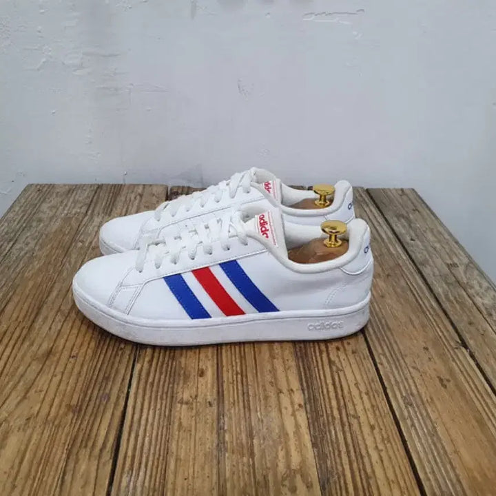 [BUNJANG] Adidas Grand Court Base Shoes (250mm) / 아디다스 그랜드 코트 베이스 (250MM)
