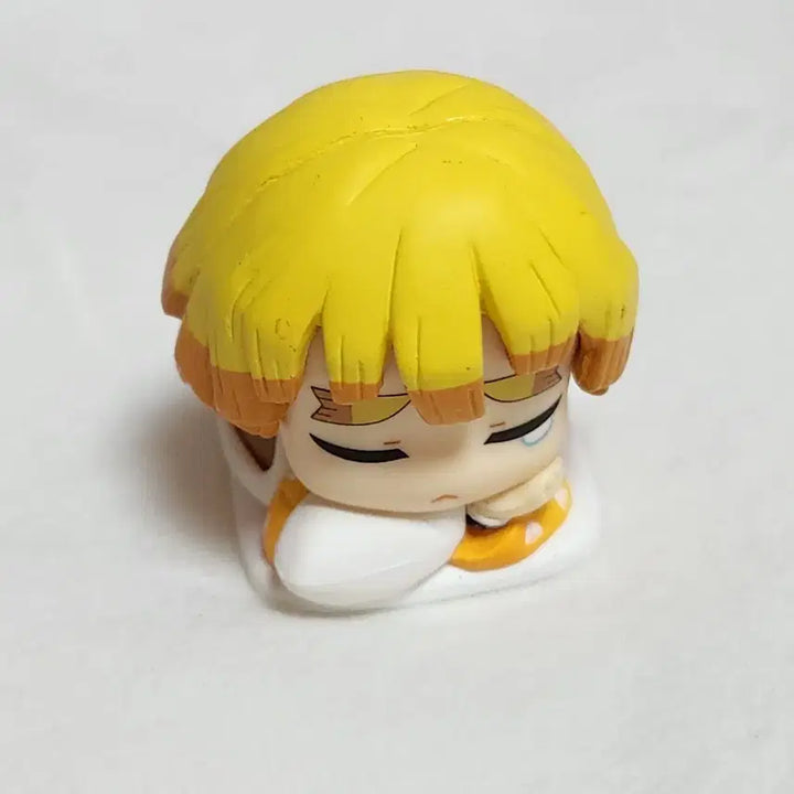 [BUNJANG] Demon Slayer Zenitsu &amp; Kaigaku Onemutan Gacha Figures / 귀멸의 칼날 젠이츠, 카이가쿠 오네무탄 가챠