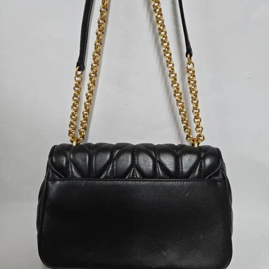 [BUNJANG] GEIGER Black Quilted Gold Chain Shoulder Bag / GEIGER 블랙 퀼팅 금장 체인백