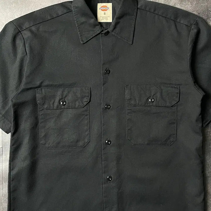 [BUNJANG] Dickies Vintage Black Short Sleeve Work Shirt / DICKIES 디키즈 빈티지 블랙 반팔 워크 셔츠 A00938