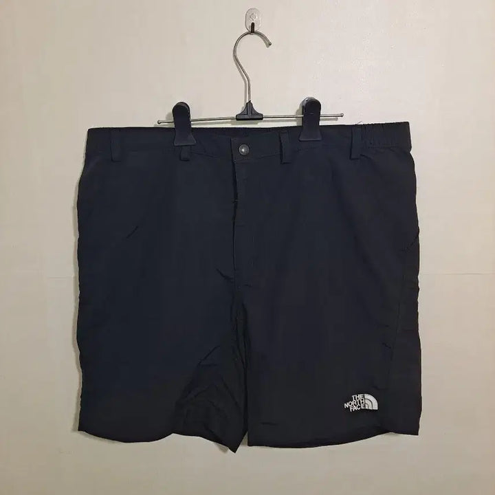 [BUNJANG] The North Face Black Shorts Size 36 / 노스페이스 블랙 반바지 36사이즈