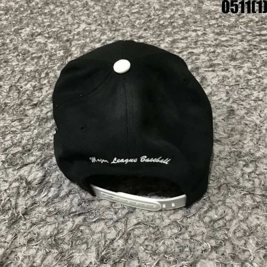 [BUNJANG] MLB LA Black Snapback Hat Zebra Pattern / MLB LA 검정색 스냅백 모자 얼룩말 패턴