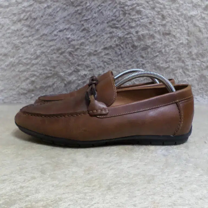[BUNJANG] SODA Loafers Slip-on Shoes / 후루룩구제2 255 소다 구두 로퍼 슬립온 중고 신발 260511