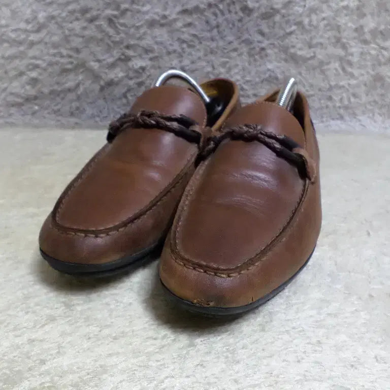 [BUNJANG] SODA Loafers Slip-on Shoes / 후루룩구제2 255 소다 구두 로퍼 슬립온 중고 신발 260511