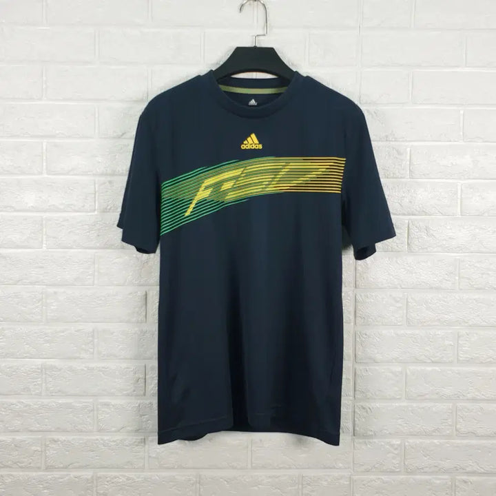 [BUNJANG] Adidas Functional Short Sleeve T-Shirt (Green, Size 95) / [95]아디다스 기능성 반팔티