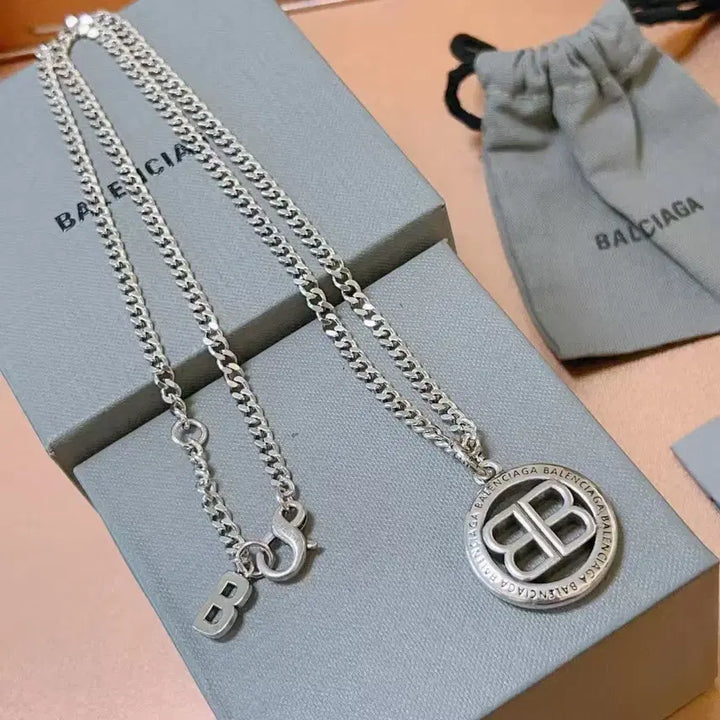 [BUNJANG] Balenciaga Vintage Necklace / 발렌시아가 빈티지 목걸이