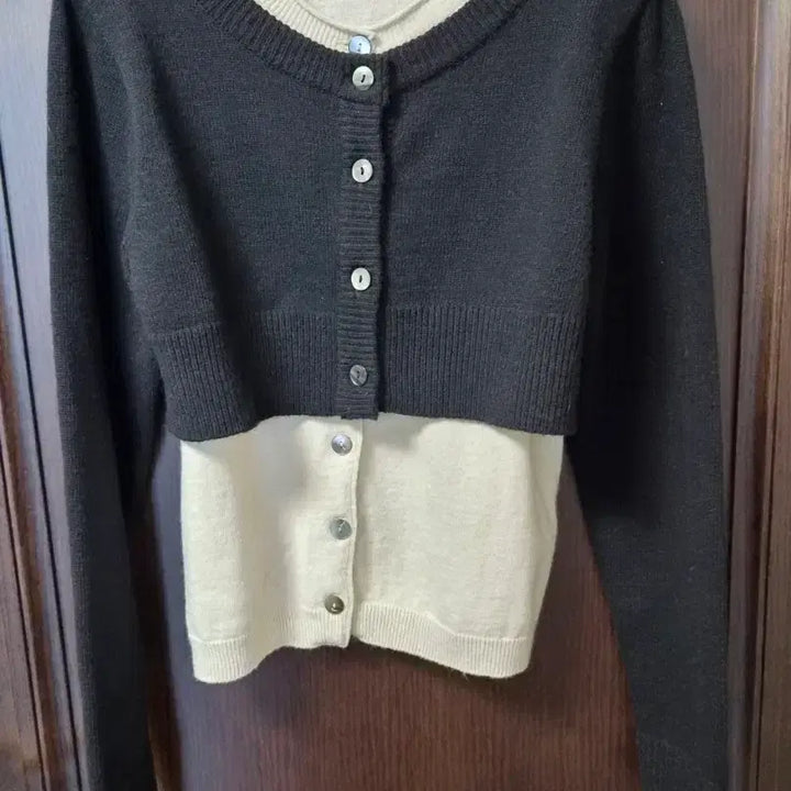 [BUNJANG] The Ilma Ensemble Cardigan Black/Ivory / 더 일마 앙상블 가디건 블랙/아이보리