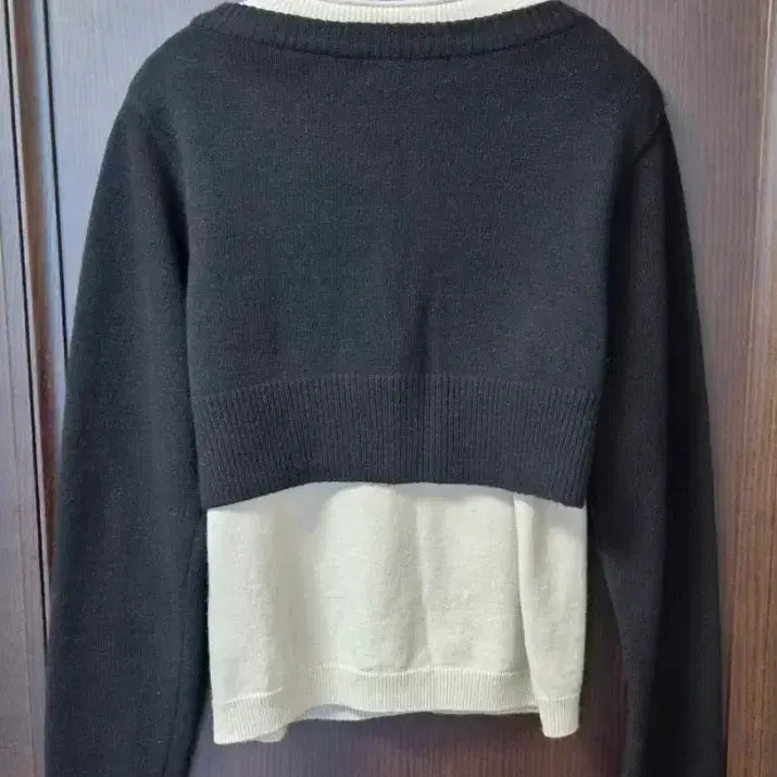 [BUNJANG] The Ilma Ensemble Cardigan Black/Ivory / 더 일마 앙상블 가디건 블랙/아이보리