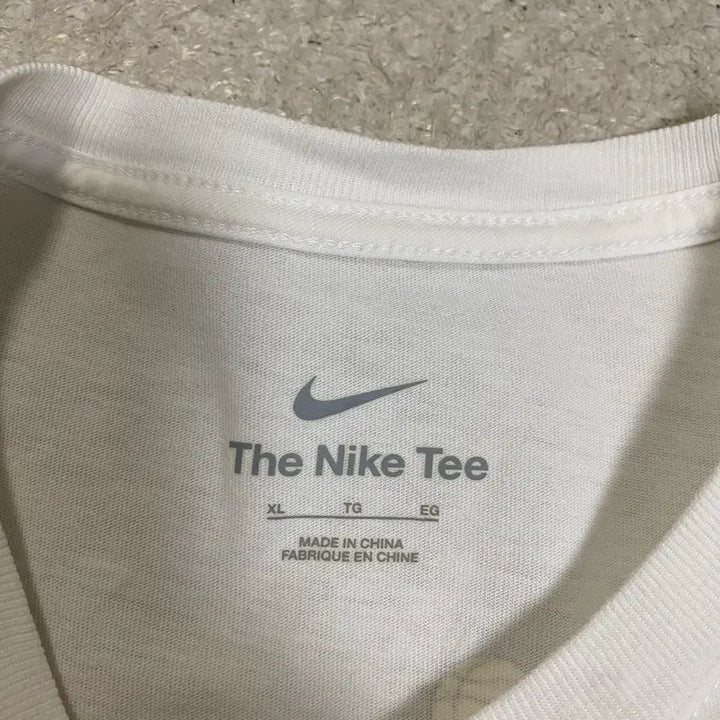 [BUNJANG] Nike White Short Sleeve T-Shirt XL / 나이키 흰색 반팔 티셔츠 xl 105
