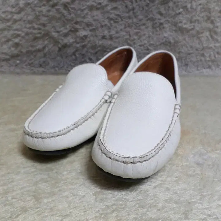 [BUNJANG] Kuers Leather Loafers Slip-on Shoes / 후루룩구제 230 쿠에른 구두 로퍼 슬립온 중고 신발 260511