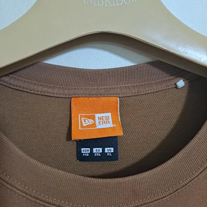 [BUNJANG] New Era Short Sleeve T-Shirt Size 115 / 뉴에라 반팔티 115사이즈