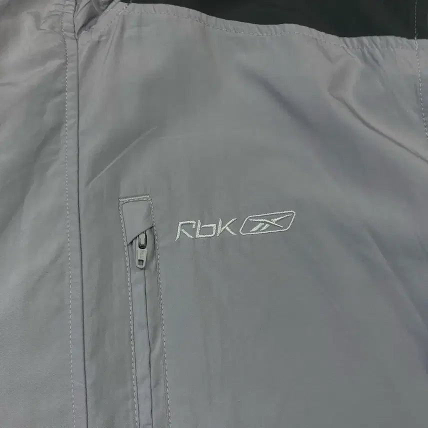 [BUNJANG] Reebok Old School Steel Grey Windbreaker Jacket / 리복 올드스쿨 스틸그레이 바람막이 자켓