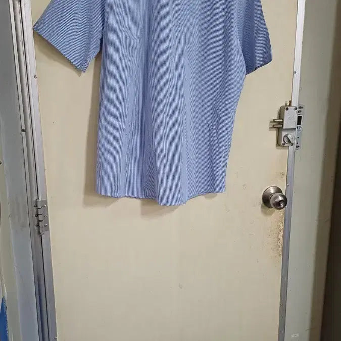 [BUNJANG] Chilre Namseong Summer Shirt Size 105 / 칠레르남성여름남방105싸이즈