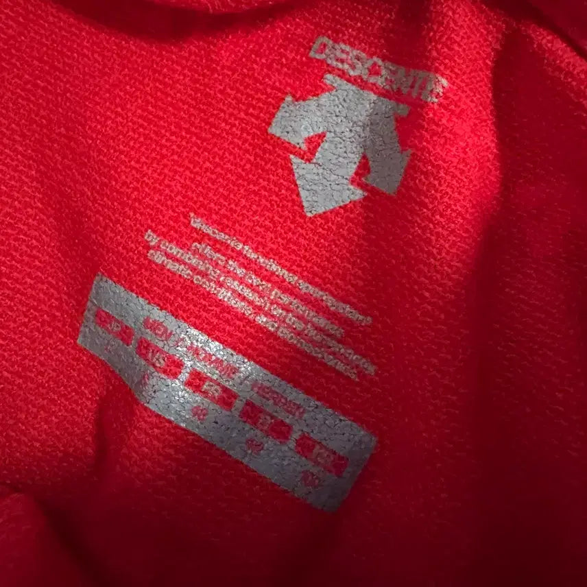 [BUNJANG] Descente Old School Swiss Triathlon Cooling Short Sleeve Polo T-Shirt / 데상트 올드스쿨 스위스 트라이애슬론 쿨링 폴로 반팔 티셔츠