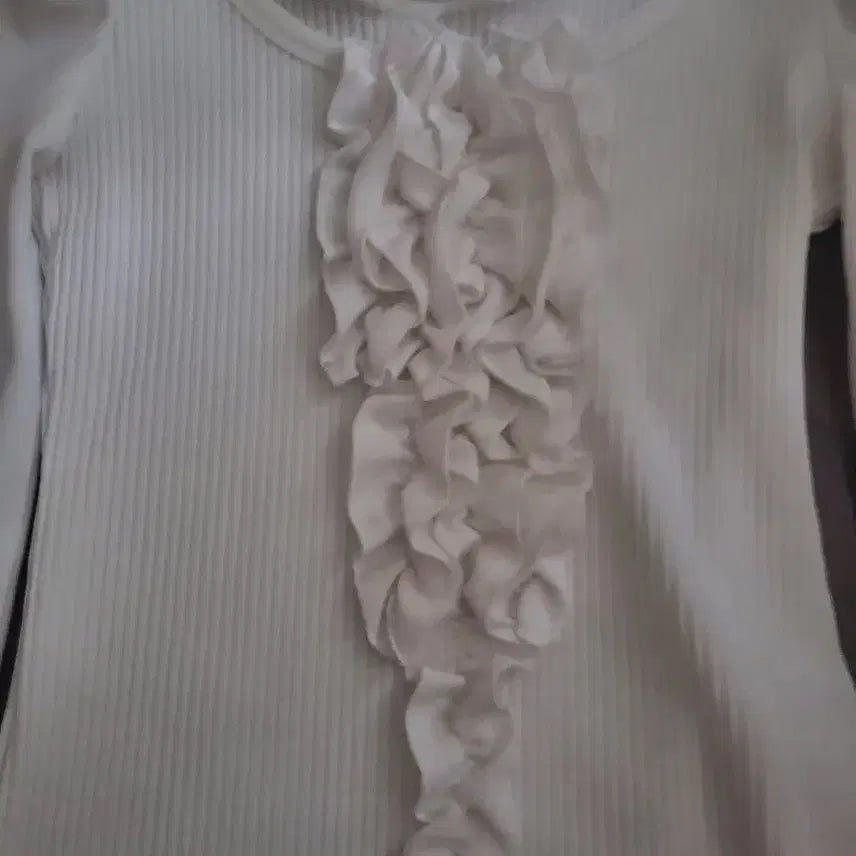 [BUNJANG] Ggpx Lovely Slim Fit Long Sleeve T-Shirt / 지지피엑스 러블리 슬림핏티셔츠