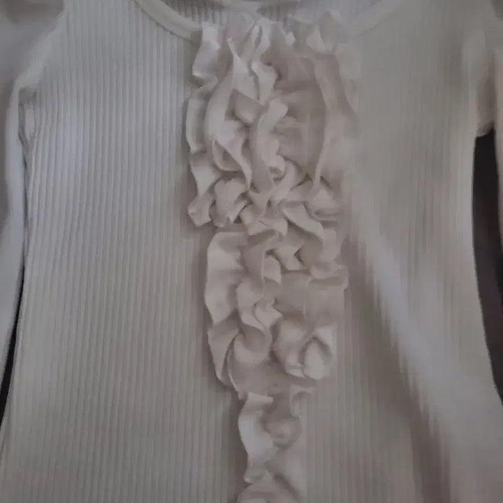[BUNJANG] Ggpx Lovely Slim Fit Long Sleeve T-Shirt / 지지피엑스 러블리 슬림핏티셔츠