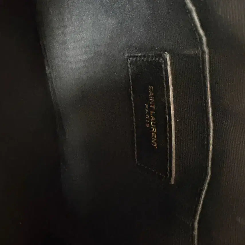 [BUNJANG] Saint Laurent Black Leather Quilted Clutch Bag / 생로랑 블랙 레더 클러치 백