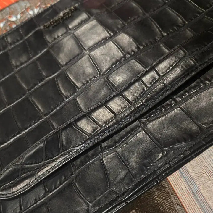[BUNJANG] Coach Black Croc Embossed Clutch Bag / 코치 블랙 크로크 엠보 클러치백