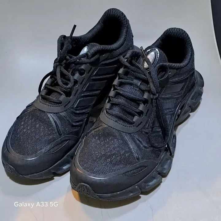 [BUNJANG] Adidas Climacool Mesh Running Shoes Black 260mm / 아디다스 클라이마 쿨 메쉬 운동화 260mm