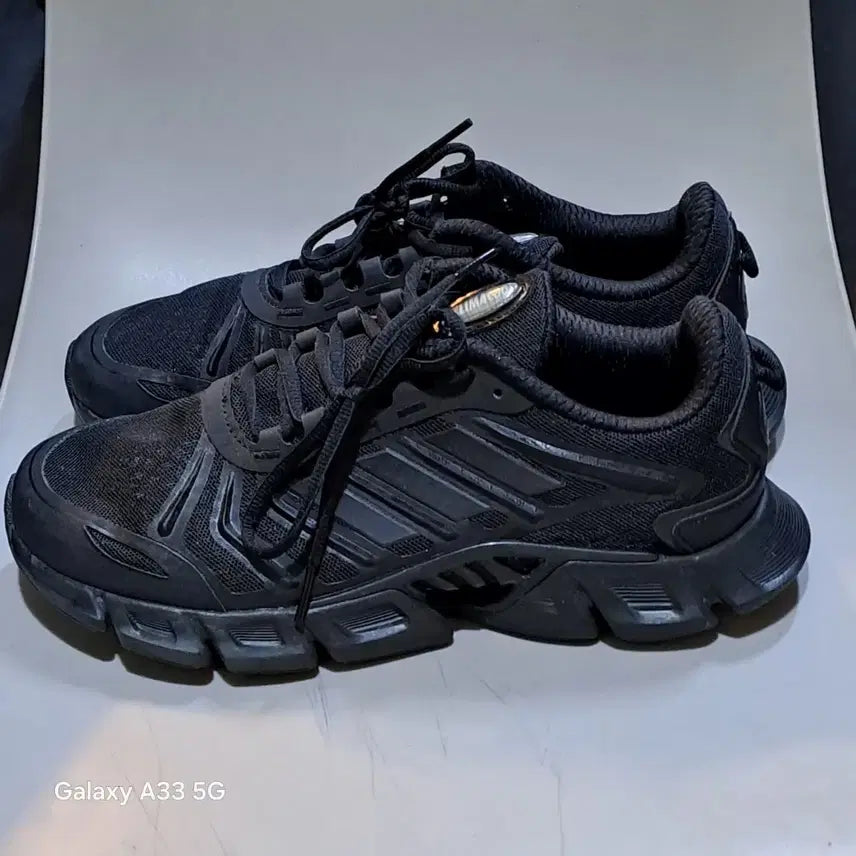 [BUNJANG] Adidas Climacool Mesh Running Shoes Black 260mm / 아디다스 클라이마 쿨 메쉬 운동화 260mm