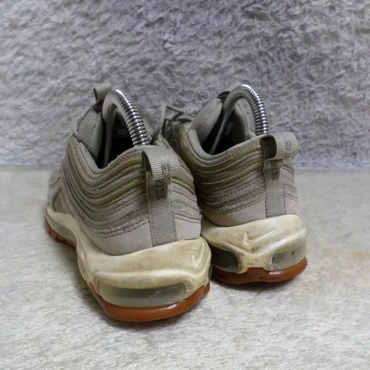 [BUNJANG] Nike Air Max 97 Sneakers / 후루룩구제2 235 나이키 에어맥스97 운동화 중고 신발 260511