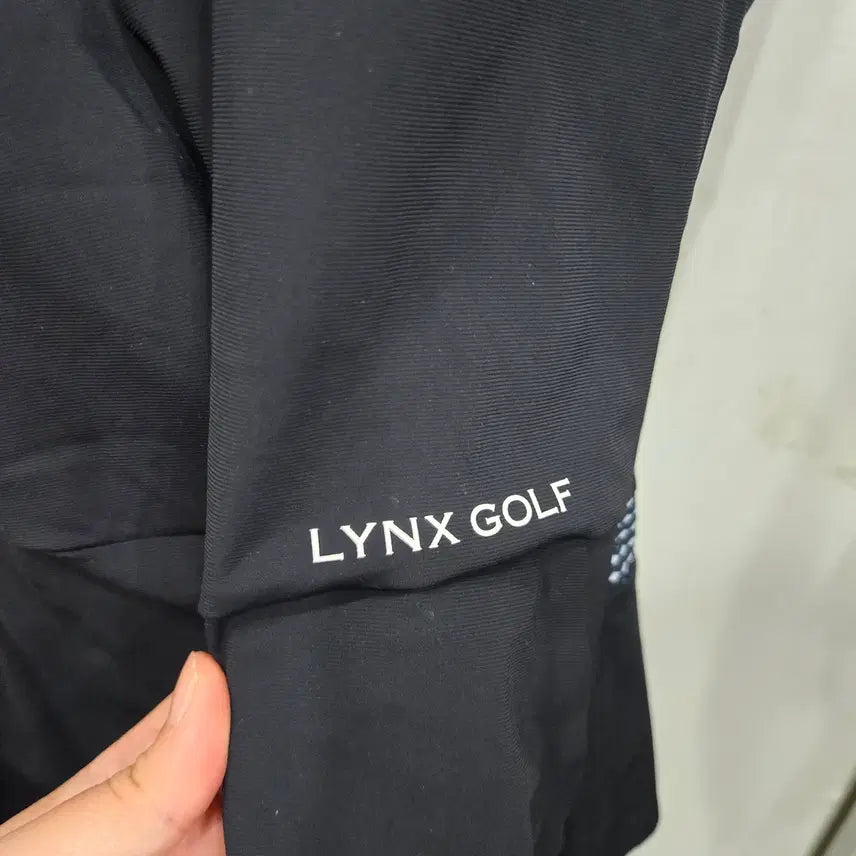 [BUNJANG] LYNX GOLF One-Piece Dress Size 95 / 95사이즈 )) LYNX GOLF 링스 골프 원피스!~ 깔끔하고 예뻐요~