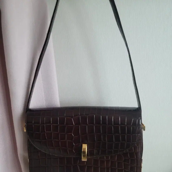 [BUNJANG] Esquire Brown Leather Shoulder Bag / 에스콰이어 브라운 컬러 숄더백