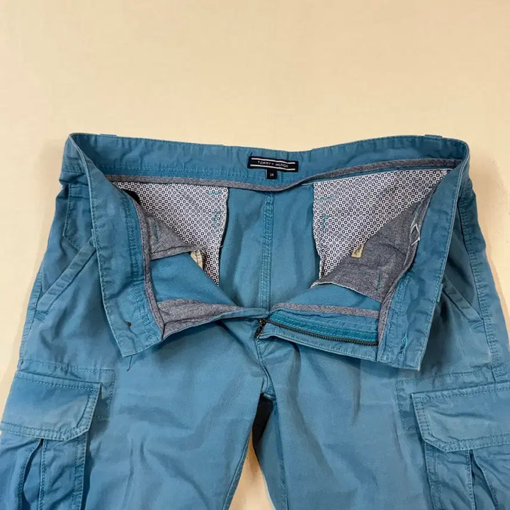 [BUNJANG] Tommy Hilfiger 34inch Relaxed Fit Cargo Shorts / 34inch) 타미힐피거 릴렉스핏 카고팬츠 반바지