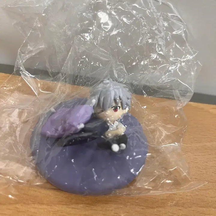 [BUNJANG] Re-Ment Evangelion Dreaming Pooh Nagisa Kaworu Figure / 리멘트 에반게리온 드리밍 팟 나기사 카오루 피규어